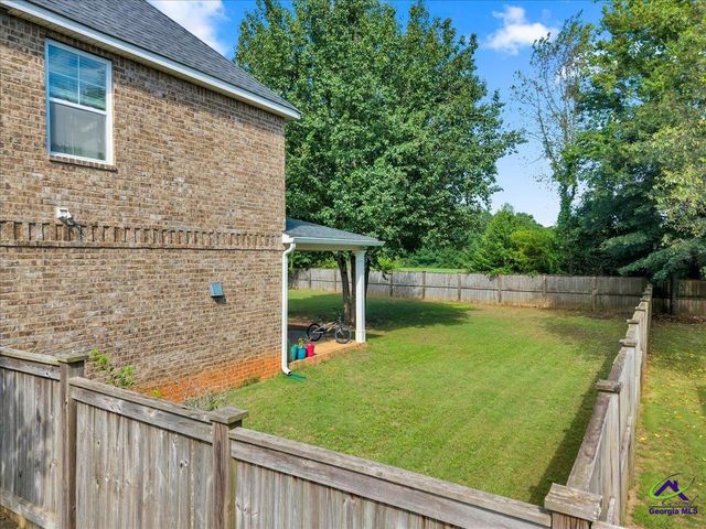 246 Black Hawke Lane, Kathleen, GA 31047