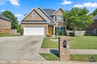 246 Black Hawke Lane, Kathleen, GA 31047