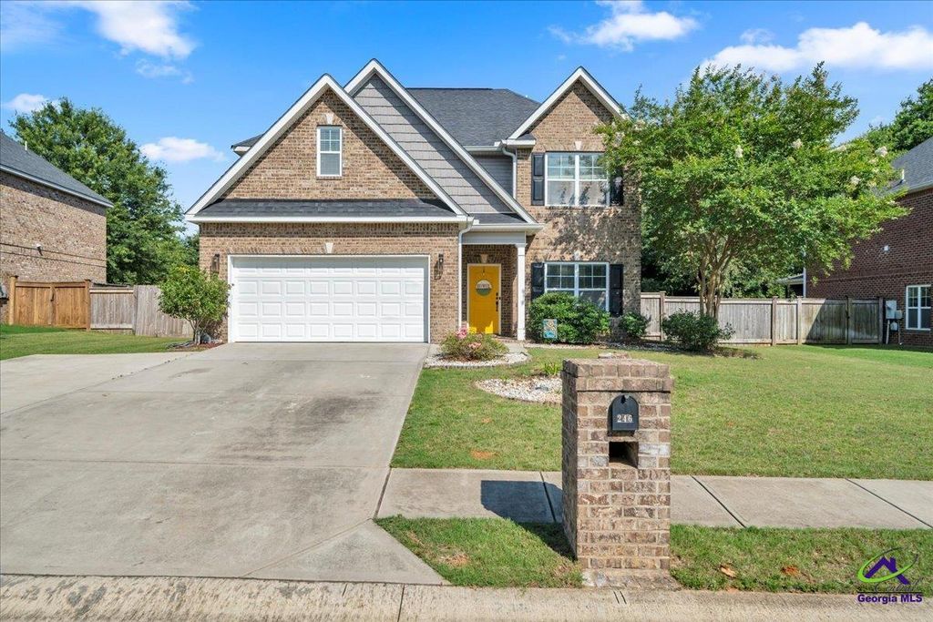 246 Black Hawke Lane, Kathleen, GA 31047