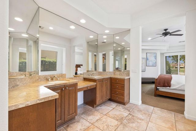 50280 Valencia Court, La Quinta, CA 92253