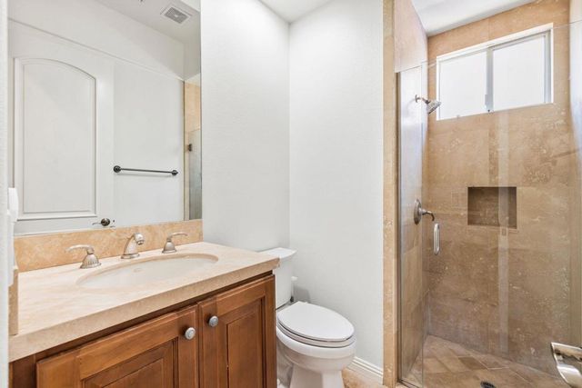 50280 Valencia Court, La Quinta, CA 92253