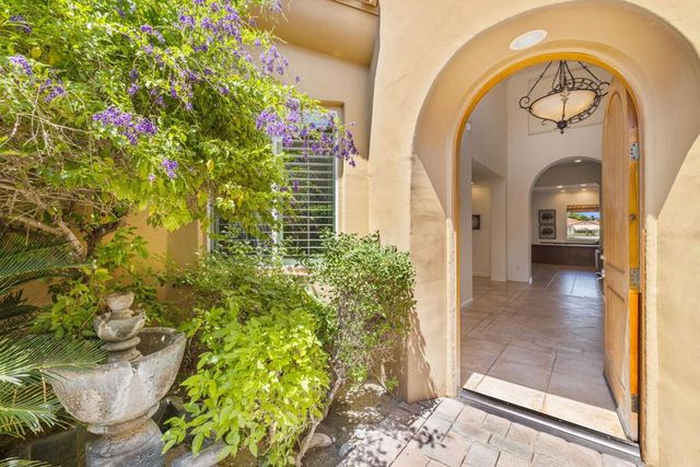 50280 Valencia Court, La Quinta, CA 92253