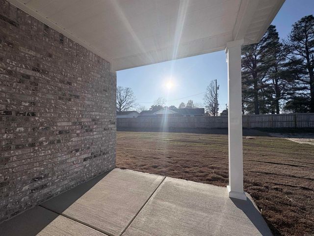 95 Clearwater Drive, Brookland, AR 72417