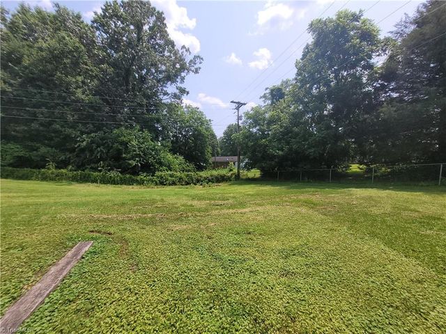 133 Lori Lane, Mount Airy, NC 27030