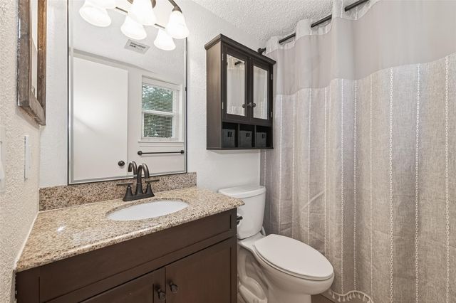 31915 Debbi Lane, Magnolia, TX 77355