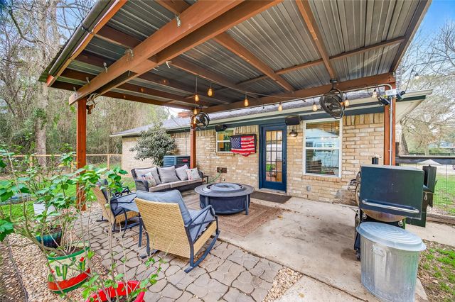 31915 Debbi Lane, Magnolia, TX 77355