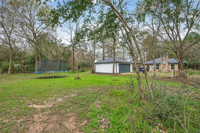 31915 Debbi Lane, Magnolia, TX 77355