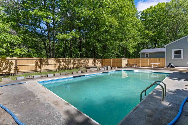 125 Blackwater Road, Rochester, NH 03867
