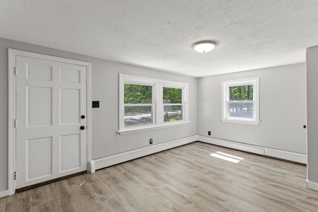 125 Blackwater Road, Rochester, NH 03867