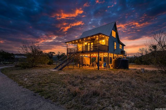 1974 FM 1120, Leakey, TX 78873