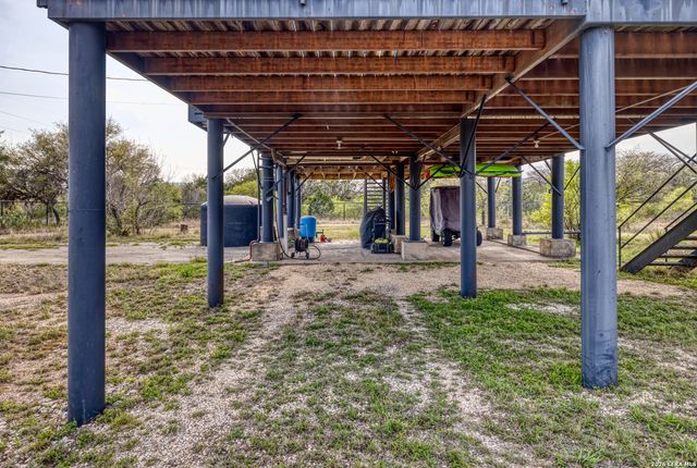 1974 FM 1120, Leakey, TX 78873