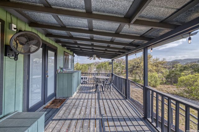 1974 FM 1120, Leakey, TX 78873