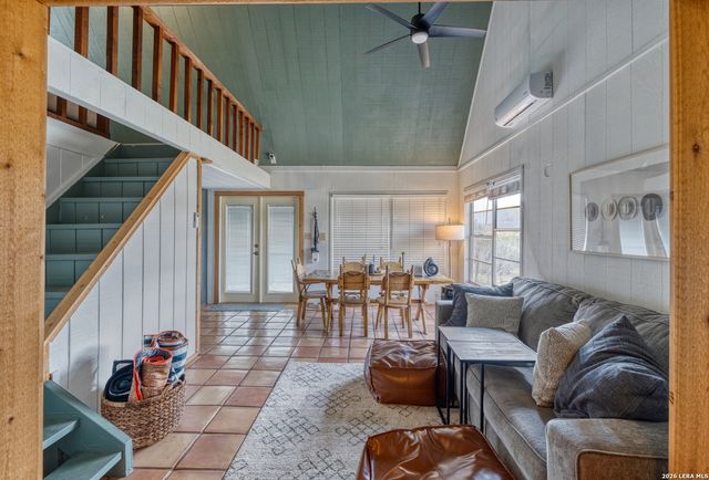 1974 FM 1120, Leakey, TX 78873