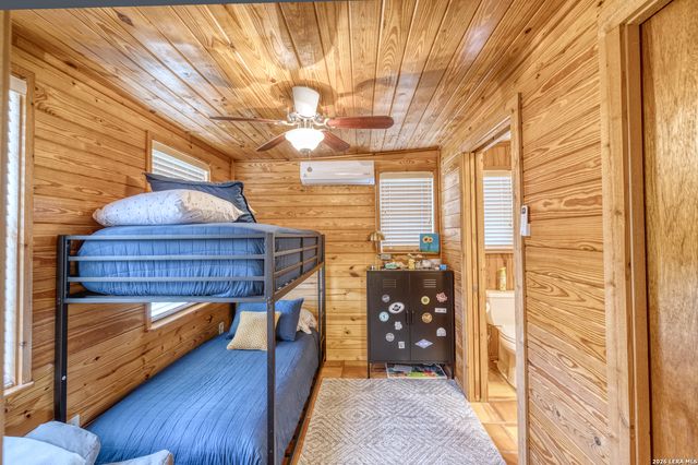 1974 FM 1120, Leakey, TX 78873