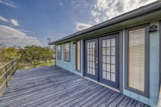 1974 FM 1120, Leakey, TX 78873