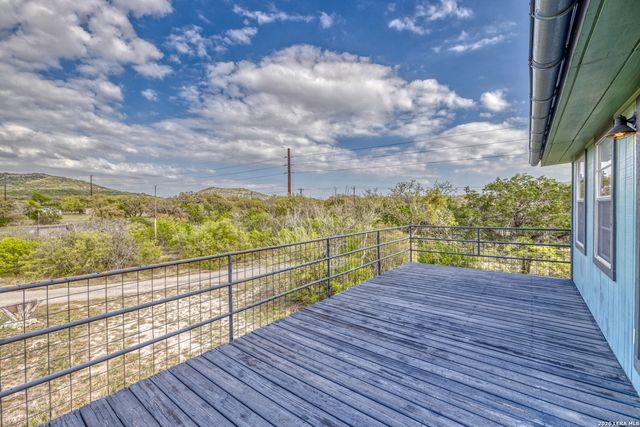 1974 FM 1120, Leakey, TX 78873