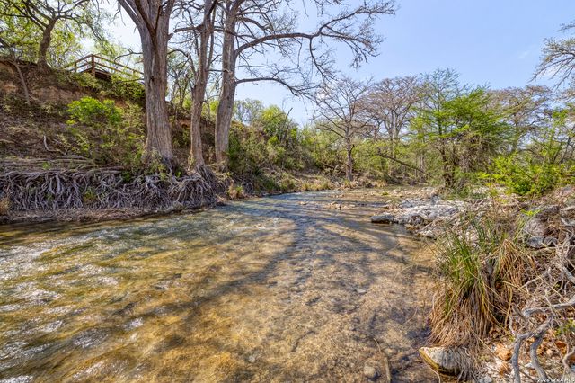 1974 FM 1120, Leakey, TX 78873