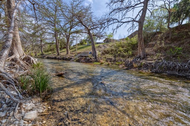 1974 FM 1120, Leakey, TX 78873