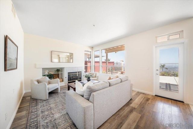 2283 Rock View Glen, Escondido, CA 92026