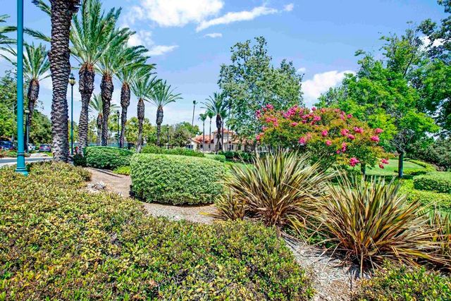 2283 Rock View Glen, Escondido, CA 92026