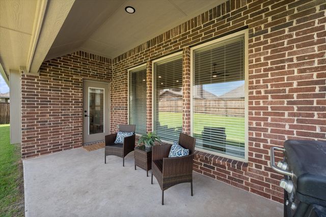 2406 Warrington Place, Mansfield, TX 76084