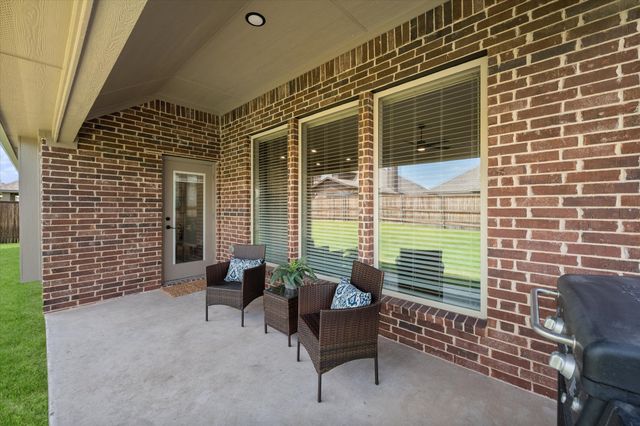 2406 Warrington Place, Mansfield, TX 76084
