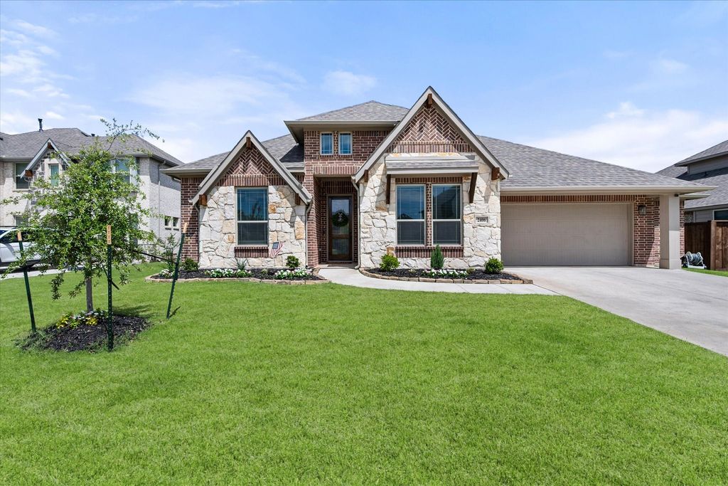 2406 Warrington Place, Mansfield, TX 76084