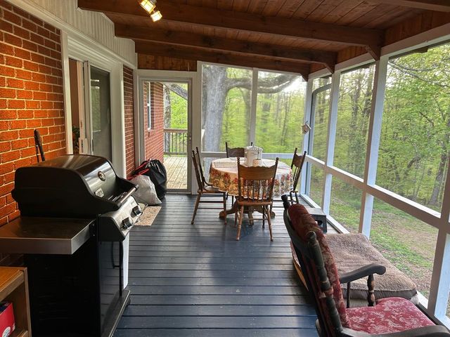 1658 Pleasant Hill, Blairsville, GA 30512