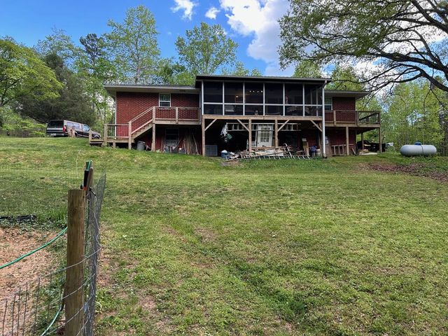 1658 Pleasant Hill, Blairsville, GA 30512