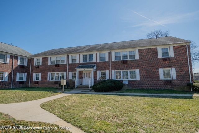 56 Stonehurst Boulevard C, Freehold, NJ 07728