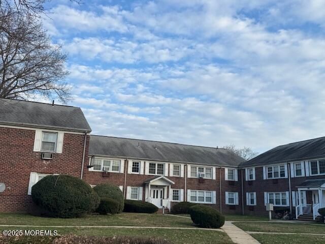 56 Stonehurst Boulevard C, Freehold, NJ 07728