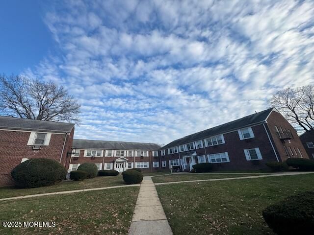 56 Stonehurst Boulevard C, Freehold, NJ 07728