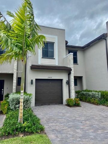 20626 NE 5th Place 20626, Miami, FL 33179