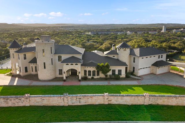 6762 MANOR HL, San Antonio, TX 78257
