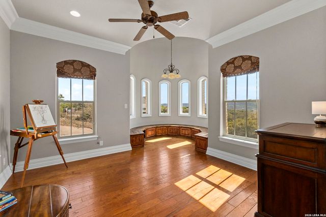 6762 MANOR HL, San Antonio, TX 78257