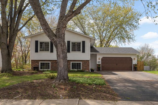 6440 Duck Lake Road, Eden Prairie, MN 55346
