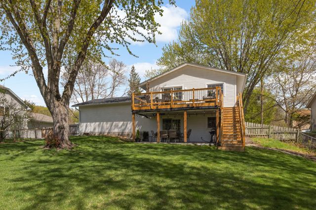 6440 Duck Lake Road, Eden Prairie, MN 55346