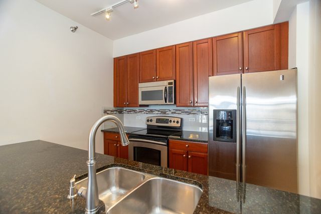 1335 S Prairie Avenue 1609, Chicago, IL 60605