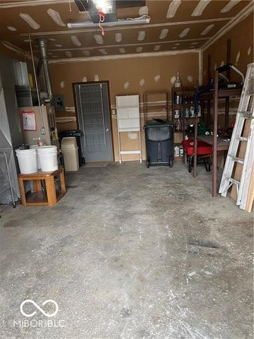 458 Sayre Drive, Greenwood, IN 46143