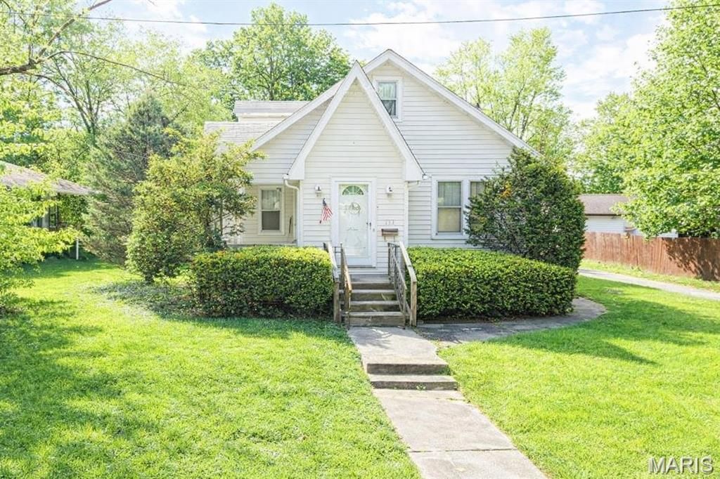 112 N 36th Street, Belleville, IL 62226