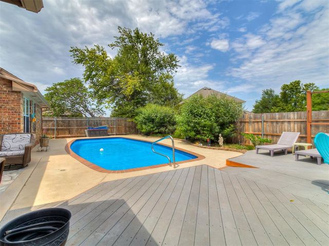 16008 Ledge Lane, Edmond, OK 73013