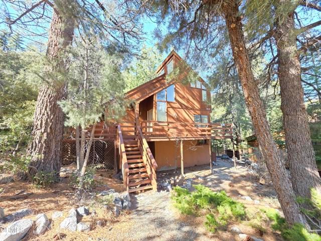 1517 Zion Way, Pine Mtn Club, CA 93222