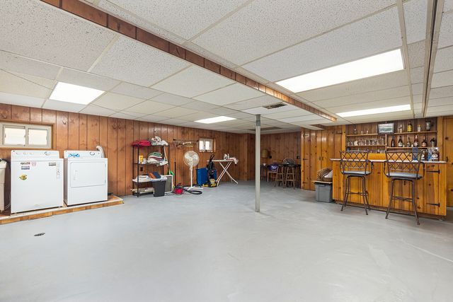 6731 S Kolin Avenue, Chicago, IL 60629