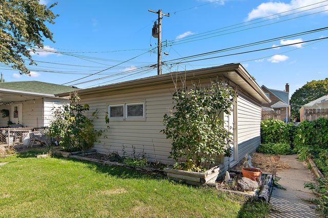 6731 S Kolin Avenue, Chicago, IL 60629