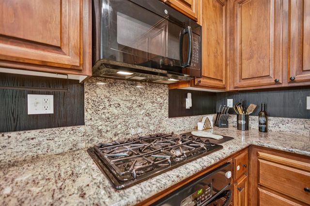 3024 Torland St, Sacramento, CA 95833