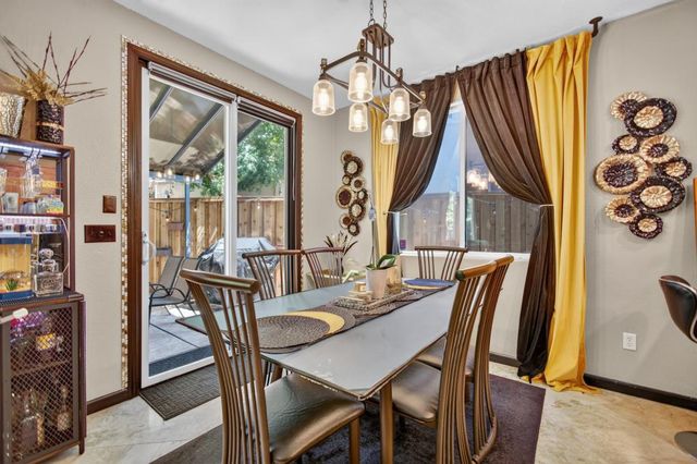3024 Torland St, Sacramento, CA 95833