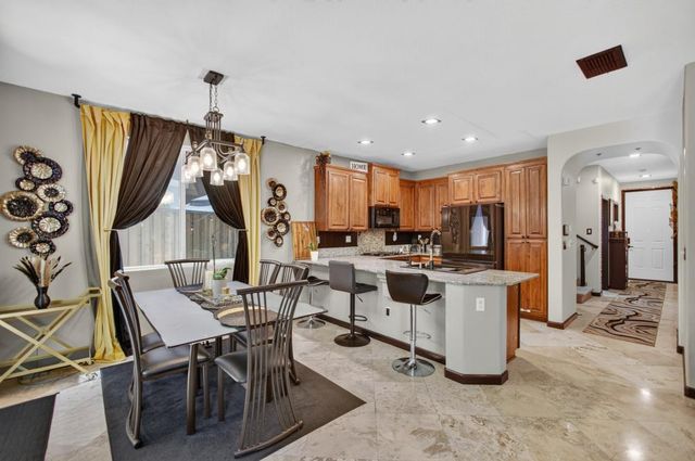 3024 Torland St, Sacramento, CA 95833