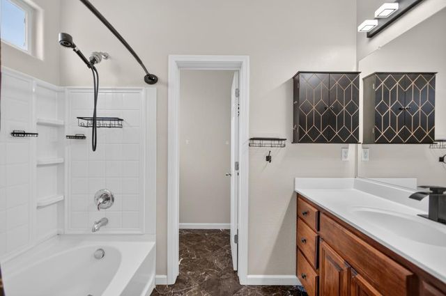 3024 Torland St, Sacramento, CA 95833