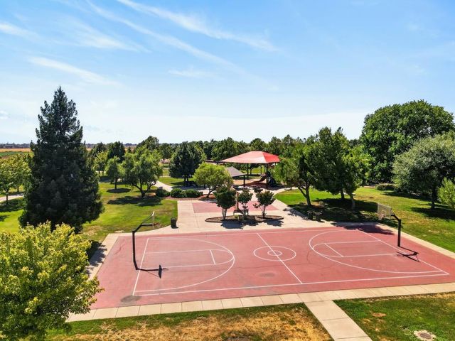 3024 Torland St, Sacramento, CA 95833