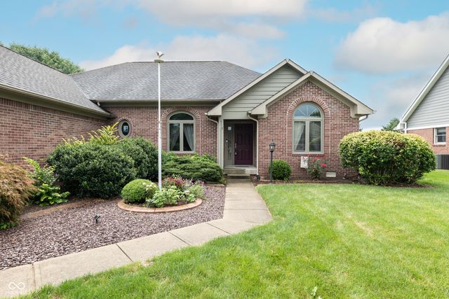 5325 Red Stone Lane, Greenwood, IN 46142